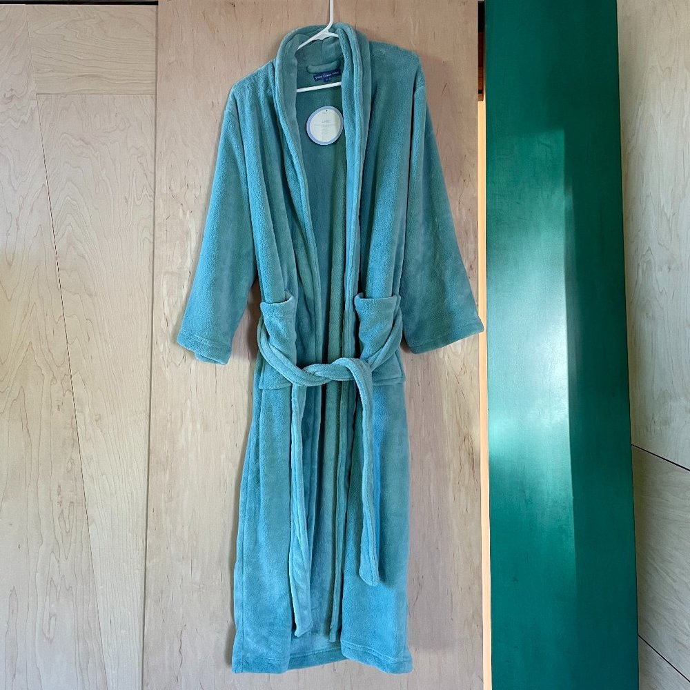 Sheepy Fleece Robe - XS - BRAND NEW w/ tags